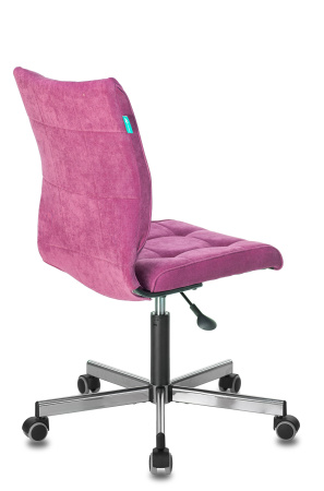 Кресло Бюрократ CH-330M/LT-15 без подлокотников малиновый крестовина металл (Компьютерное кресло CH-330M малиновый)
