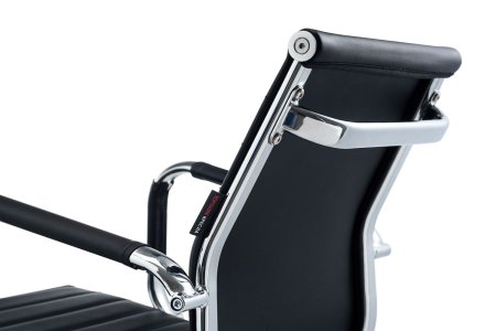 Офисное кресло Jarick Strong Black (Черный)